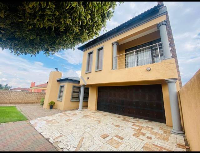 4 BEDROOM HOUSE FOR SALE IN KIRKNEY